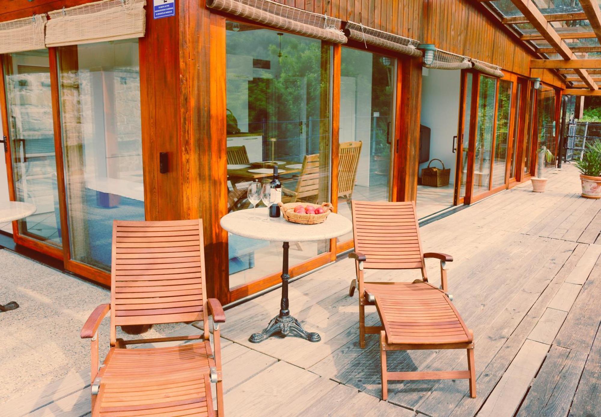 Piran Beach House - Private Oasis - Beachfront Apartment With A Sea View Terrace Eksteriør bilde